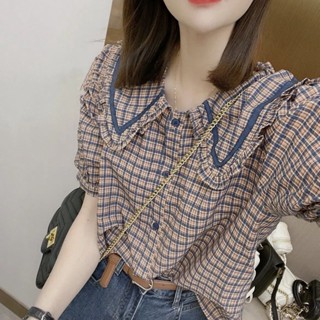 全網最低🔥熱賣.短版襯衫 韓版娃娃領泡泡袖格子襯衫女2023夏季新款設計感小眾別緻百搭上衣ins 短袖襯衫 寬鬆上衣