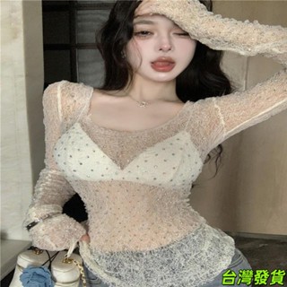 女生重工鑲鉆蕾絲透視長袖T恤女夏季新款辣妹百搭修身設計感罩衫上衣 海邊度假 寬鬆防曬衣 性感 透視 夏天游泳搭配46