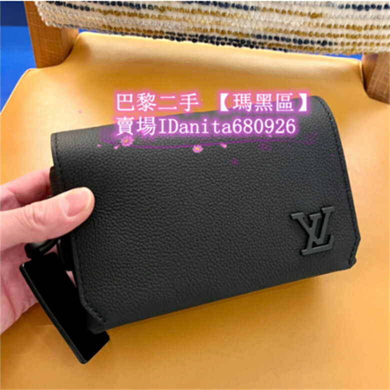 二手現貨 lν Aerogram隨身包 斜挎包 單肩包 手機包 M82085 黑色牛皮