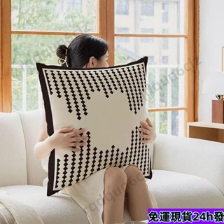 桃園出貨✨【1180人收藏】複古輕奢抱枕ins風客廳沙髮靠枕高階床頭枕頭辦公室午睡趴枕臥室 MNFW可開票247