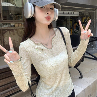 coco小姐✨設計感 罩衫 上衣 V領 微透 防曬 T恤 女裝 小眾 紐扣 薄款 修身