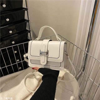 熱銷包包 法式小眾設計手提小包包女春夏新款潮百搭ins質感單肩斜挎包 女子風度館