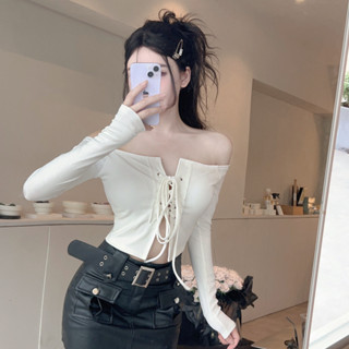 coco小姐✨純慾 綁帶 一字肩 短款 上衣女 ins辣妹 顯瘦 露肩 洋氣 緊身 長袖 T恤