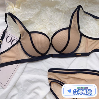 🎶小鈴音Isletune🔔推薦🔔內衣小可愛前扣內衣 bra 丁字褲蕾絲內衣平口內衣爆乳性感內衣套裝學生內衣性感內衣