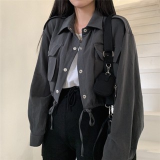【W-SHOP】Ⓚ韓國單排扣短版外套寬鬆罩衫棒球外套防曬外套上衣抽繩收腰多口袋長袖工裝短外套