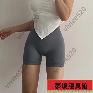 女運動短褲 萊卡蜜桃褲翹臀三分褲無縫瑜伽蜜桃短褲高腰提臀緊身跑步健身訓練短褲 單車騎行褲短褲