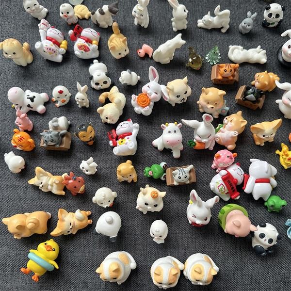 不賺錢啦！限時折扣 微縮動物盲袋迷你仿真小兔子小貓模型兒童玩具盲盒獎勵禮物