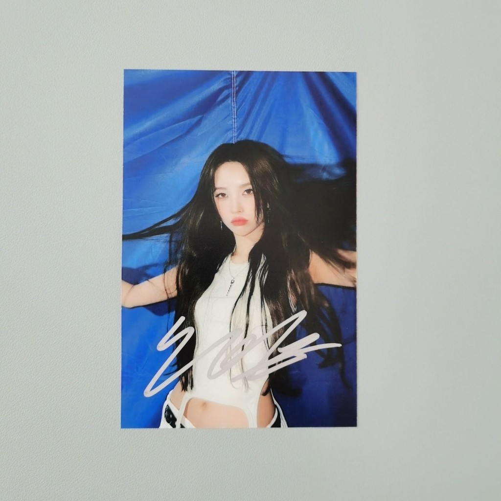 【親筆簽名照】GIDLE 田小娟親筆簽名照片6寸 田小娟明星應援周邊親簽明信片 送朋友 應援禮物 送同學 閨蜜生日禮物