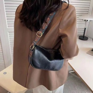 五金順滑高階複古小包包女包2025新款流行單肩包百搭秋冬爆款斜挎餃子包時尚氣質斜挎包 輕便大容量包包 休閑通勤斜揹包女