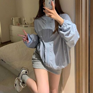 小可家新款韓係小個子藍色拉鏈防曬衝鋒衣女夏季寬鬆連帽薄款外套上衣潮 夏季外套 防曬外套 透氣外套 夏天外套女 薄款外套