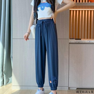 時美時尚女裝 大碼休閒褲 長褲 冰絲運動褲女夏季薄款時尚印花寬松束腳休閑褲子速幹防曬燈籠褲子