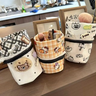 ⭐臺灣出貨-免運⭐【3.1萬人收藏】新款原創筆筒化妝包立體卡通可愛簡約手拿包百搭外出旅行輕便收納 JRXY