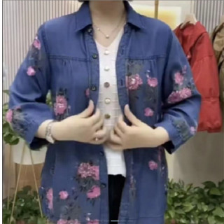 中年媽媽牛仔襯衫 上衣 襯衫 襯衣 長袖印花Polo領牛仔襯衫春季洋氣寬鬆顯瘦休閒上衣 韓係女裝 大尺碼女裝 夏天女裝