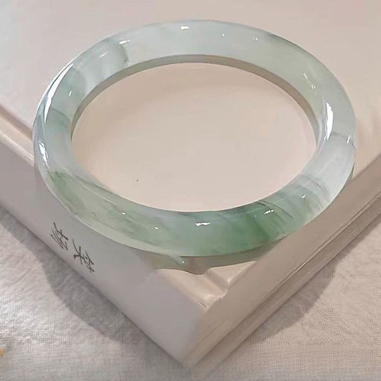 韓版手鏈✨蛇年聚財古風新疆仿天山翠手鐲冰翠飄花玉鐲女款送閨蜜媽媽的禮物