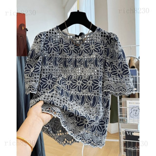 高階感刺繡蕾絲鏤空短袖圓領襯衫上衣女漂亮夏季寬鬆大碼減齡襯衣 短袖上衣 夏季女裝 韓係穿搭0427 RLHE