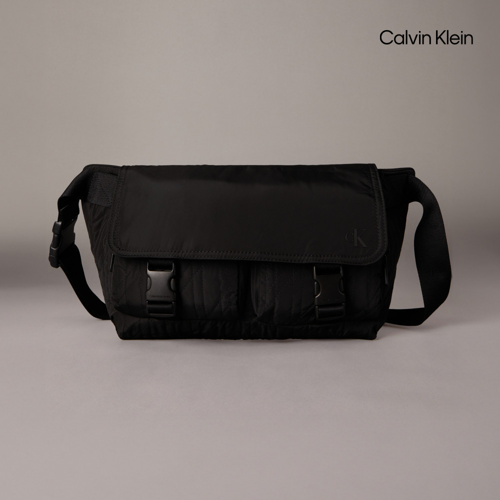 【Calvin Klein】 CK 絎縫信差單肩包_黑色