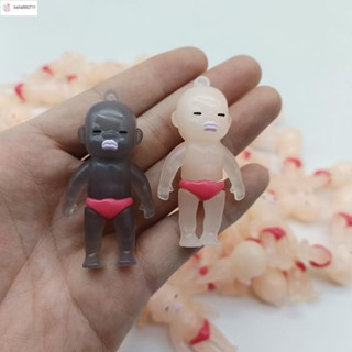 🔥臺灣出貨🔥TiTi💕【多款任選】創意可愛遇光變色小娃娃紫外線遇光變黑掛件汽車玩具掛件卡通玩具