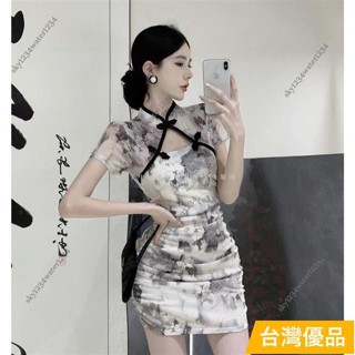 嚴選特賣丨新中式旗袍 性感旗袍裙 短旗袍 夏季年輕款高階氣質褶皺顯瘦性感短款復古花色小個子連身裙 旗袍洋裝