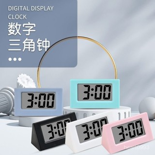 迷你三角桌上型 LCD 考試用 國考 時鐘 數字 無聲 小型 靜音 日期 時間顯示 電子鐘 電池 DDCX