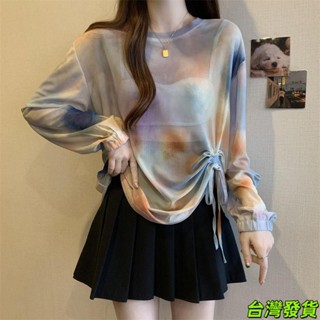 女生大碼扎染長袖t恤女夏季薄款防曬罩衫微胖mm設計感抽繩不規則上衣 海邊度假 寬鬆防曬衣 性感 透視 夏天游泳搭配14