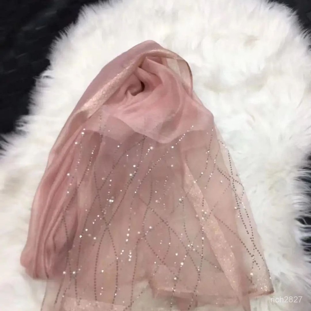 免運 臺灣出貨 女士絲巾 24年秋冬新款桑蠶絲羊毛圍巾薄款配珠鑲鑽絲巾尺寸190*70CM熱銷 MJHB