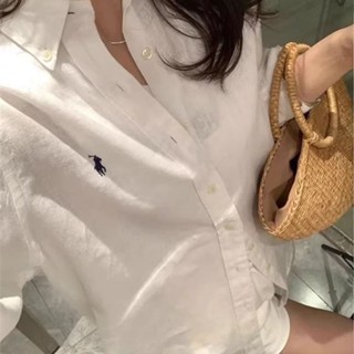 百搭襯衫 顯瘦上衣 休閒上衣 上班襯衫 女生襯衫 時尚襯衫刺繡棉感白色襯衫女款夏季薄款上衣空調衫開衫防曬衣外搭長袖外套