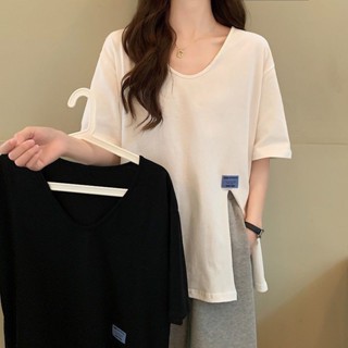 🌸臺灣限價免運🌸鹿鹿 v領上衣女胖妹妹顯瘦寬鬆大碼女裝2-300斤胖mm百搭開叉T恤短袖240