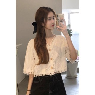 北部出貨免運 蕾絲衫女夏季2025新款設計感小眾洋氣鏤空短袖開衫雪紡上衣外搭潮女生上衣 雪紡上衣 純欲風