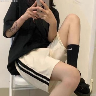 臺灣新品限時低價 黑色條紋運動短褲女夏季新款美式復古高街ins百搭寬松休閑五分褲