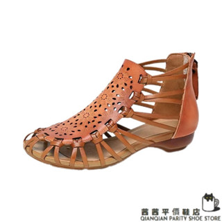 【XX|茜茜 SHOP】夏季女涼鞋 平底涼鞋 露趾涼鞋 厚底涼鞋 平底鞋 透氣複古中老年鏤空女鞋真皮軟底包頭羅馬鞋中跟