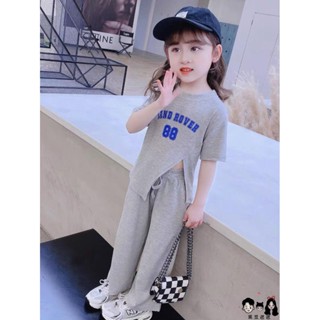 女童 夏季2025新款炸街 套裝 時尚韓版休閒短袖上衣喇叭褲洋氣 兩件套 女童套裝 童裝 女童裝 兒童衣服 兒童套裝