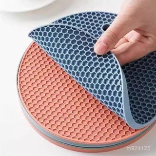 🎁熱銷新款 臺灣發貨🎁廚房餐墊防滑墊加厚食品級矽膠耐高溫蜂窩隔熱墊杯墊圓形鍋墊熱轉印鼠墊 精密鎖邊桌墊 滑鼠墊 桌墊