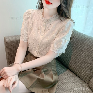 夏季新款甜美時尚鈎花鏤空刺繡小衫女高級感蕾絲邊立領上衣潮 短袖上衣 夏季女裝 韓係穿搭0429 OATF