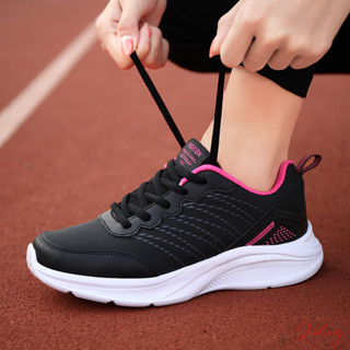 ❣️臺灣齣貨❣️黑色運動鞋女款2025春季新款輕便防滑軟底皮麵女鞋休閒旅遊跑步鞋 休閒鞋singtime