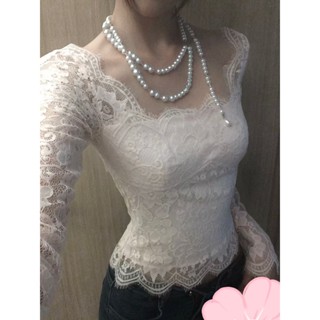 蕾絲上衣 蕾絲襯衫 蕾絲長袖 長袖襯衫女 氣質上衣 氣質方領長袖蕾絲衫女春秋修身緊身打底衫設計感秋冬短款內搭上衣