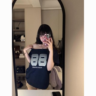 🔥虧本清倉 臺灣出貨🔥美式復古斜肩短袖T恤女夏季2025新款寬鬆運動風慵懶辣妹露肩上衣