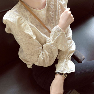 【ZFX闆娘自留】❥ 洋氣喇叭袖花邊 蕾絲衫女 2025秋季 新款復古 甜美長袖 蕾絲上衣 ins潮T