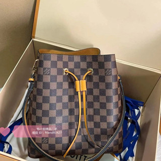現貨二手 LV 路易威登NÉONOÉ MM lv 抽身水桶包 肩揹包 側揹包 斜揹包 斜挎包 N40213
