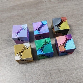 🎀臺灣發貨 特價處理🎀3D列印正方形齒輪變形球玩具立體魔方旋轉解壓神器新奇特辦公桌面