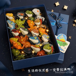 臺灣出貨💕 兒童咬手指恐龍玩具全套男孩霸王龍三角龍模擬模型一整套禮物