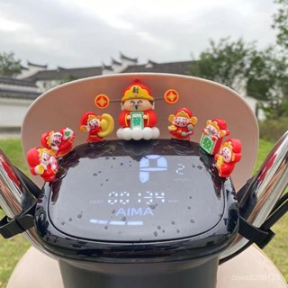 機車擺件 裝飾品🛵小財神財神汽車擺件電動車卡通裝飾中控臺裝飾品創意可愛新款