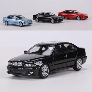 ✨興隆百貨✨模型 DCM 1:64 寶馬 BMW M5 E39 5系轎車 模擬合金車 壓鑄 汽車模型收藏擺件 男生禮物