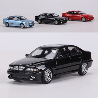🚗模型 DCM 1:64 寶馬 BMW M5 E39 5系轎車 模擬合金車 壓鑄 汽車模型收藏擺件 男生禮物