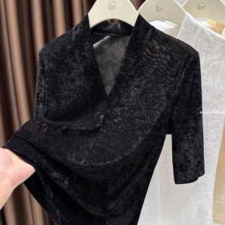 湯湯♡桃園低價 薄款v領黑色修身歐貨短袖t恤女2025新款夏季氣質漂亮防曬冰絲上衣