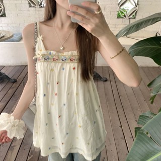 臺灣出貨 夏季女裝 背心【1075人收藏】甜美拼接重工彩色刺繡吊帶木耳邊法式夏季設計感新款寬松無袖上衣