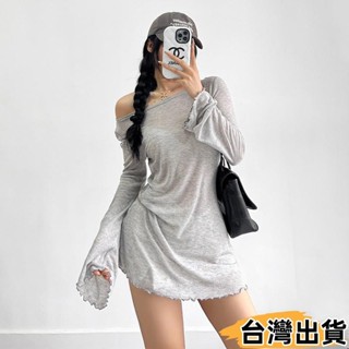 臺灣熱賣⚡美式辣妹性感長袖斜肩上衣 夏季薄款慵懶風網紗透視一字領露肩上衣 木耳邊女生T恤 防曬罩衫微透寬鬆上衣外310