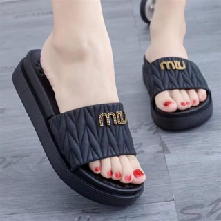 ☆新品限時特價☆【舒適防滑】夏季MIU拖鞋女外穿室內家居洗澡防滑可愛增高厚底女士時尚涼拖鞋☆廠家直發☆