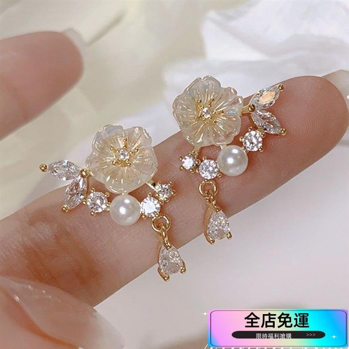 🔥全店免運🔥「荔枝玫瑰」凡爾賽玫瑰花朵耳飾夏季耳釘耳夾女無耳洞耳環ins風簡約氣質款高級輕奢設計法式珍珠小清新甜美精