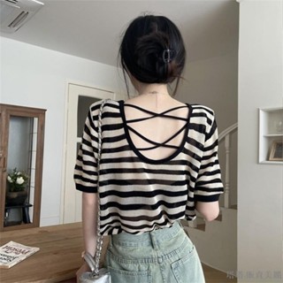 [塔塔·販賣美麗、新品促銷]夏季上衣 冰絲t恤 防曬罩衫 條紋露背上衣 短袖t恤 微透上衣 短版短袖上衣 女裝短袖