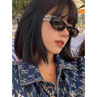 【臺灣出貨】【店鋪熱銷】矩形貓眼墨鏡韓版高檔金屬字母太陽鏡新款高階感複古街拍偏光眼鏡